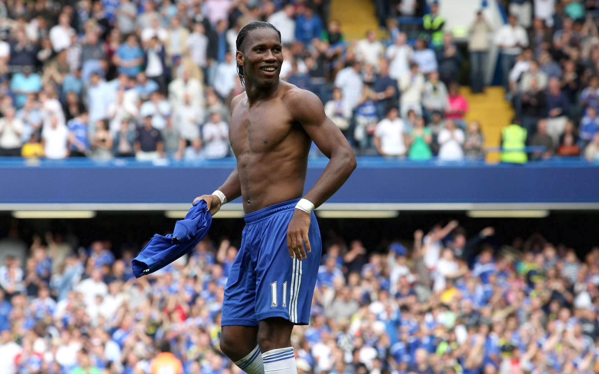 七连败与帅位危机，当进球机器熄火，豪门重建何去何从？七连败引爆危机，进球哑火拷问豪门重建路